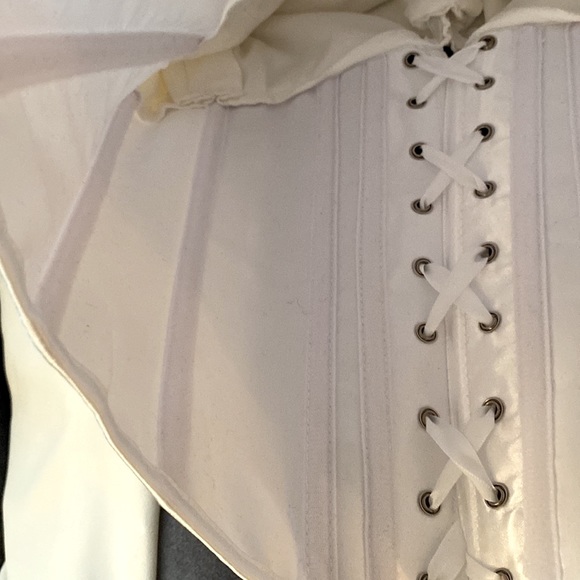 Duygu Ay Paris, US 6, satin corset blazer blanc, beautiful couture garment, NWT! - Picture 11 of 11